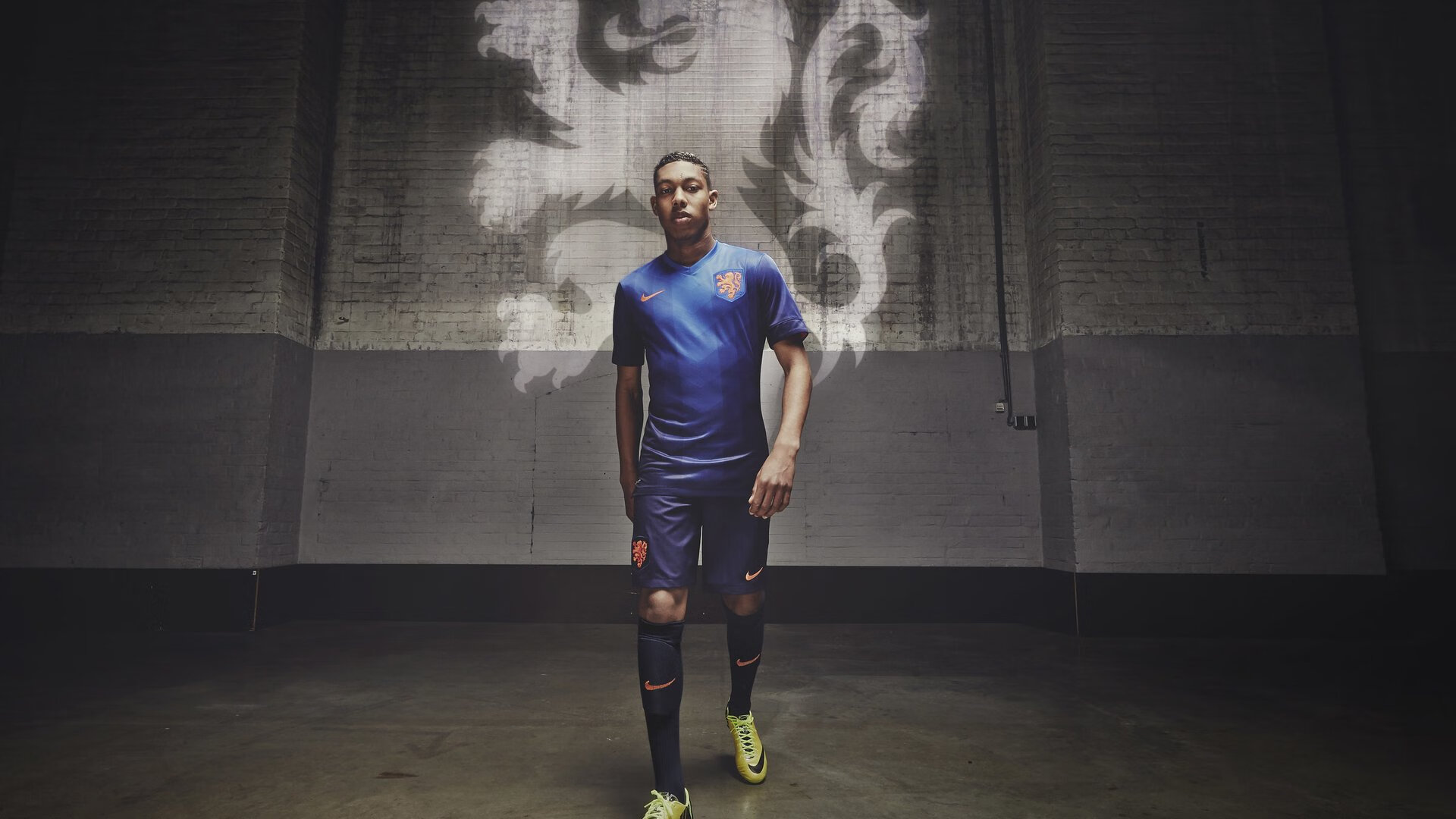 激烈角逐!全国田径锦标赛4×100米接力赛上演巅峰对决