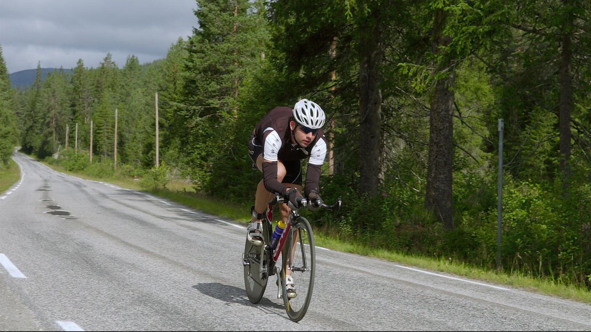 中国体育产业迎来黄金发展期,政策红利与市场需求双轮驱动